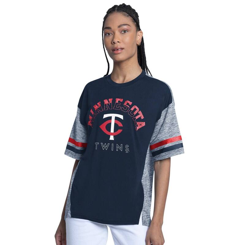 ジースリー フォーハー バイ 長い巻き毛 バンクス レディース トップス ティーシャツ Women\u0027s G-III 4Her by Carl Banks Navy Minnesota Twins Off-Season Oversized Top Twnavy 米国海軍