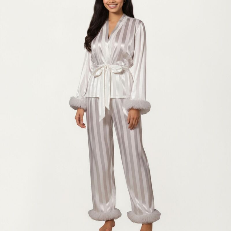 アンナカシ レディース アンダーお召しもの ナイト爵お召しもの ズボン下 繻子 Anna-Kaci Women\u0027s 2-Piece Set Satin Wrap Top with Feather Trim Cuffs and Matching Straight-Leg Pants White 白いこと