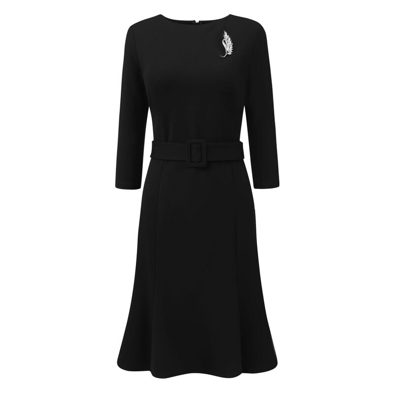 インスパイア シック レディース トップス ワンピース INSPIRE CHIC Women's Failtails Dress with Brooch 3/4 Sleeve Boat Neck Funeral Dress with Belted Black ブラック｜ReVida 店 14,610円