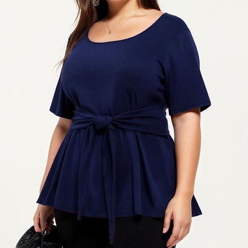 アンナカシ レディース トップス シャツ タイディテール プラスサイズ Anna-Kaci Women's Plusize Short Sleeve Scoop Neck Top with Waistie Detail Flowy Peplum Hem Relaxed Shirt Navy ネイビー|ReVida 店