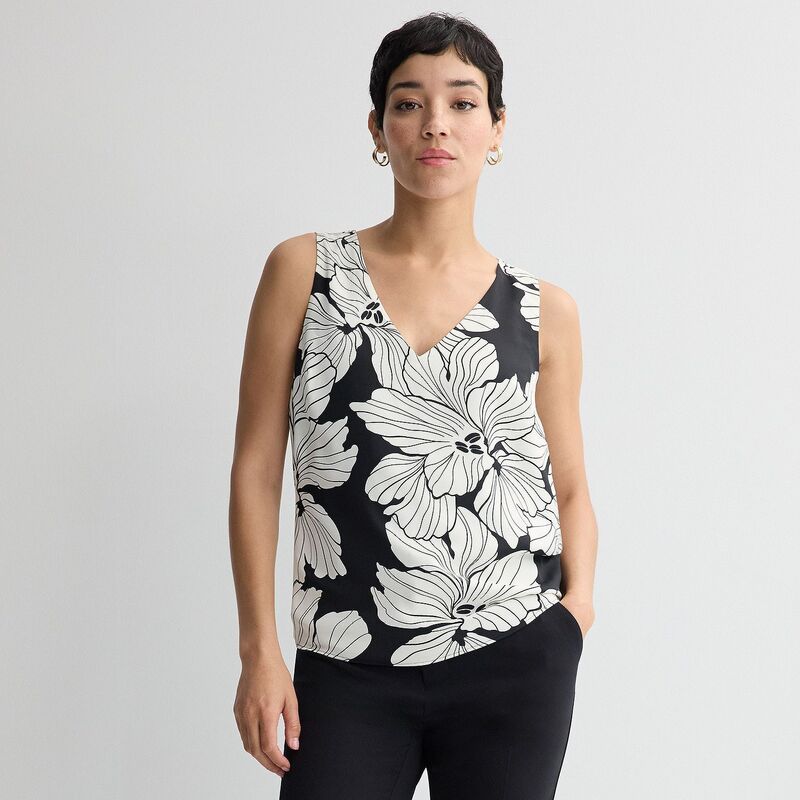 ナインウェスト レディース トップス プルオーバー Vのど首 プチ Petite Nine West V-Neck Tank Top Black Zarina 黒いこと