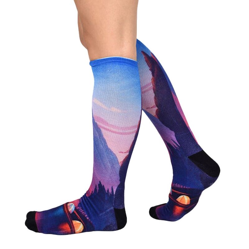 ウェアシエラ レディース アンダーお召しもの ソックス WEAR SIERRA Socks Valley Camping Pattern Coolmax Socks Nature Collection For Men \u0026 Women Knee High Socks 2 Pair