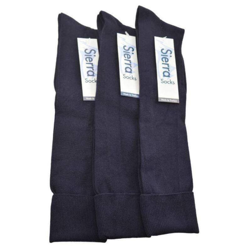 ウェアシエラ レディース アンダーお召しもの ソックス ナイロン 編み物 WEAR SIERRA Classic Flat Knit Opaque Nylon Knee High Socks 3 Pair Pack Navy 米国海軍