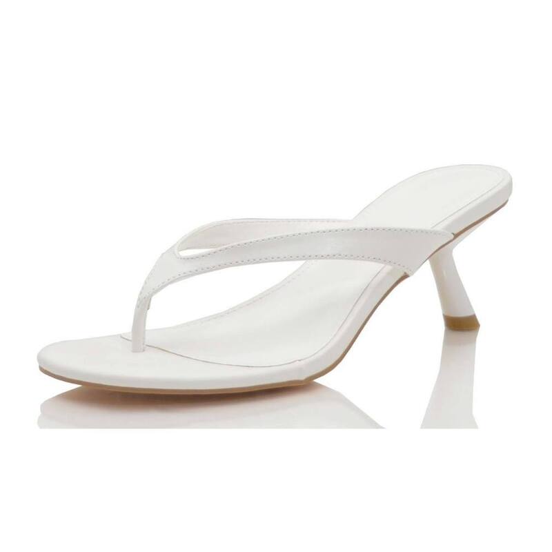 F.C デザイン レディース シューズ パンプス サンダル ミニ ヒール F.C Design Minimalisthong Strap Kitten Heel Sandal Slip-On White ホワイト｜ReVida 店