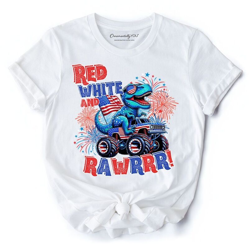 オーナメンタリー ユー レディース トップス Tシャツ OrnamentallyYou Patriotic Dinosaur Monster Truck T-Shirt, Red White and Rawrr 4th of July Tee White ホワイト｜ReVida 店 7,336円