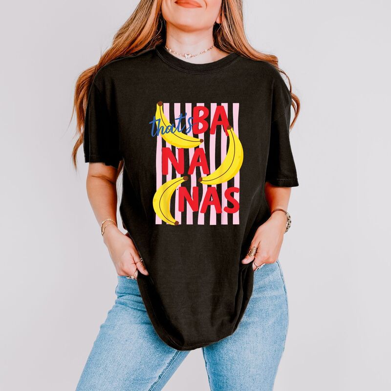Simply Sage Market レディース トップス Tシャツ グラフィック Simply Sage Markethat's Bananastripes - Women's Garment Dyed Graphic T-Shirt Black ブラック｜ReVida 店 7,755円