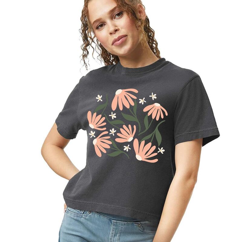 Simply Sage Market レディース トップス ティーシャツ 伸び伸びする相応う クロップド Simply Sage Market Pink Daisies Relaxed Fit Cropped Tee Pepper サクラ色 レディースファッション-Tシャツ・カットソー-トップス