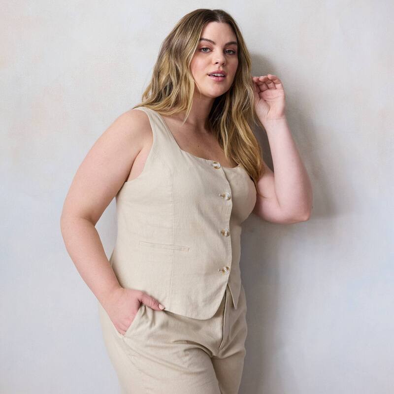 LC Lauren Conrad レディース アウター ジャケット・ブルゾン プラスサイズ ベスト Plusize LC Lauren Conrad Thin Strap Square Neck Vest Academy Khaki カーキ