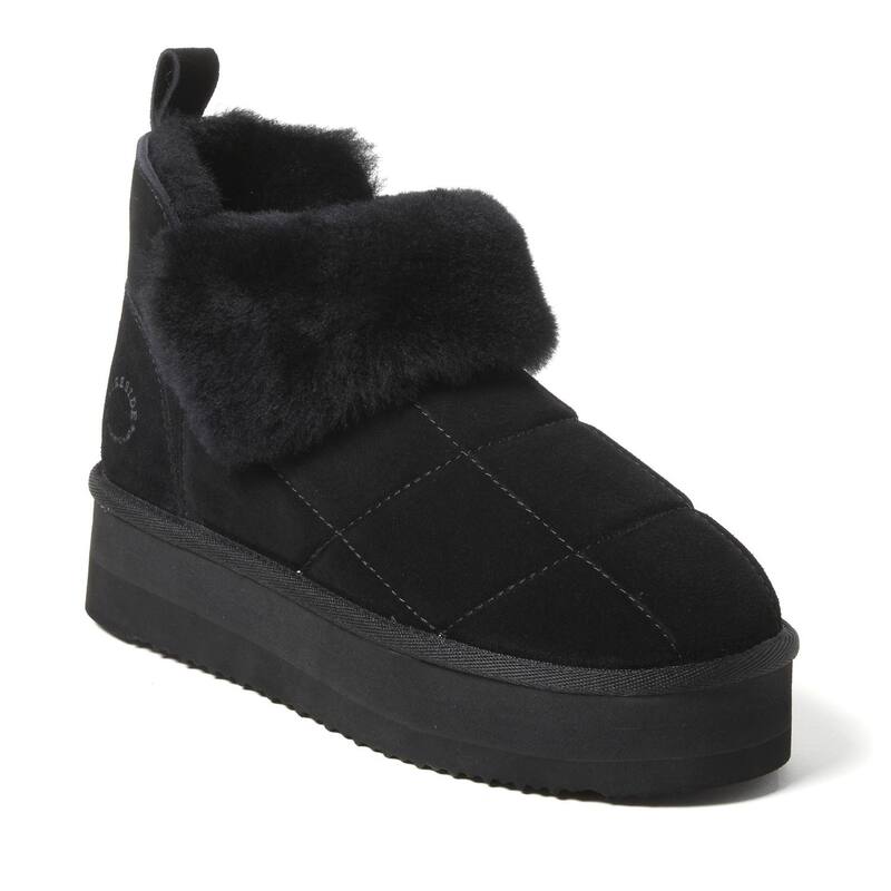 ディアフォームズ レディース シューズ サンダル プラットフォーム ブーツ Dearfoams Bayswater Puff Women Platform Shearling Bootie Slippers Black ブラック