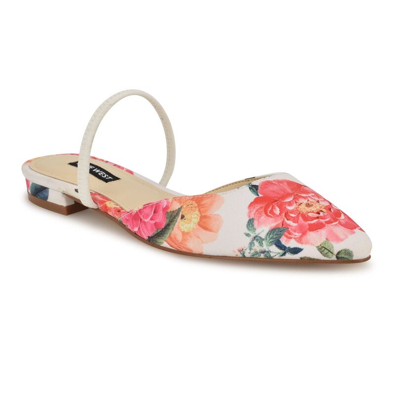 ナインウェスト レディース シューズ サンダル Nine West Gorga Pointy Toe Slip-On Women's Dress Flats White Summer Blooms Pr ホワイト