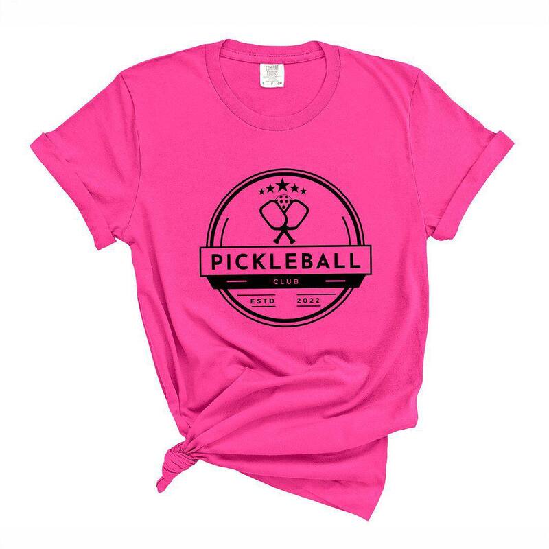 Simply Sage Market レディース トップス ティーシャツ Simply Sage Market Pickleball Club Garment Dyed Tees Neon Pink サクラ色 Tシャツ・カットソー-トップス