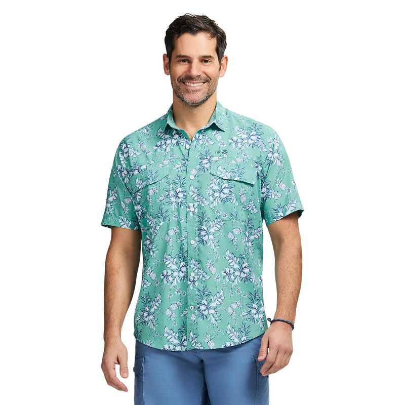アイゾッド メンズ トップス Tシャツ Men's IZOD Sunshield Performance Button Front Shirt Wasabi Palm