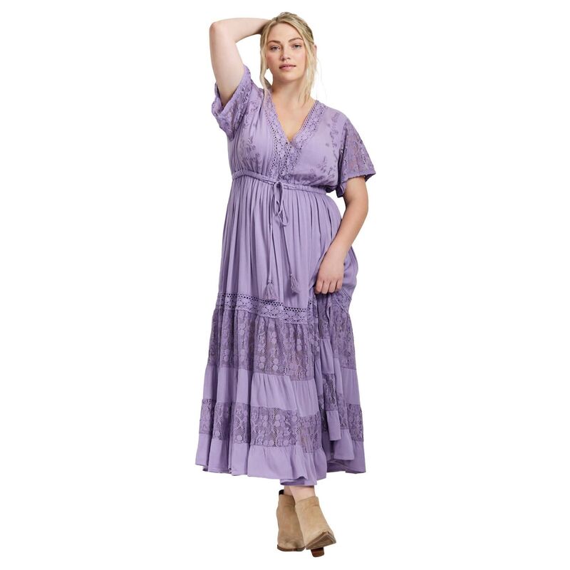 アベニュー レディース トップス 衣装 付け加える大いさ スピード競技 マキシ Avenue Women\u0027s Plusize Raven Lace Maxi Dress Lilac 紫はしどい ワンピース-レディースファッション