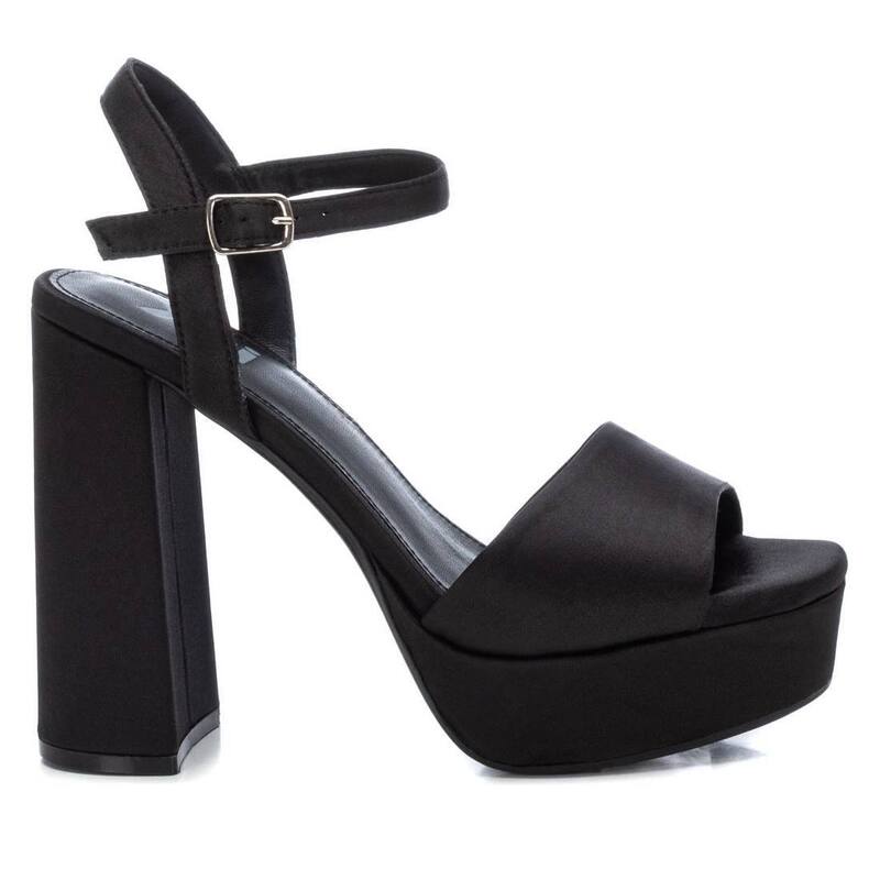 キシタイ レディース シューズ サンダル プラットフォーム ヒール Women's Heeled Platform Sandals By XTI 14105206 Black ブラック