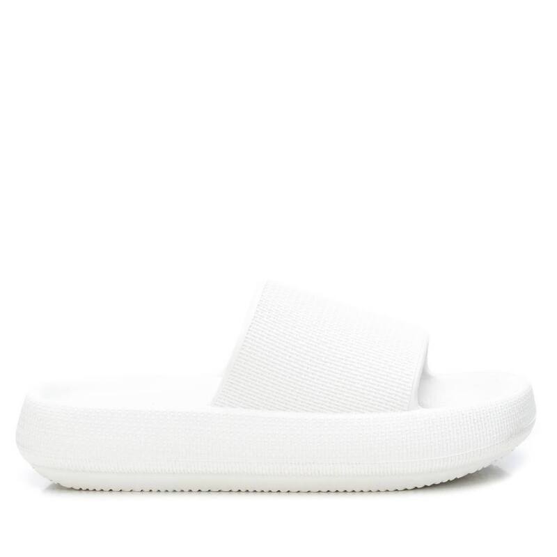 キシタイ レディース シューズ サンダル Women's Rubber Flat Sandals By XTI White 4448907 White ホワイト