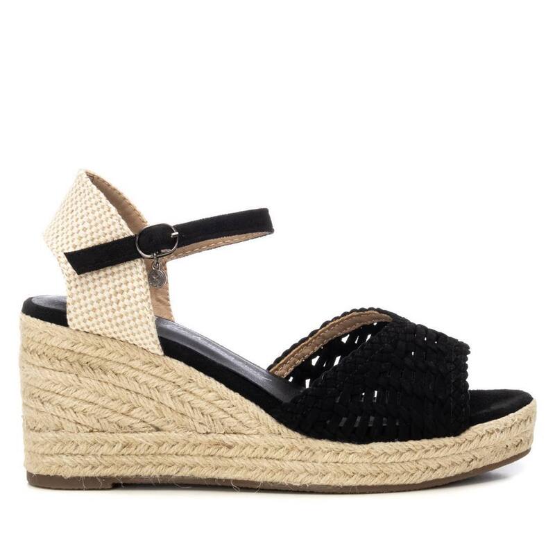 キシタイ レディース シューズ サンダル Women's Raffia Wedge Sandals By XTI 143975 Black ブラック