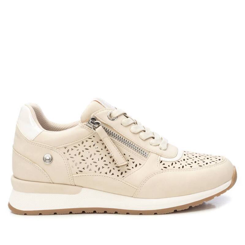 リフレッシュ レディース シューズ スニーカー Refresh Collection Women's Casual Sneakers By XTIvory アイボリー