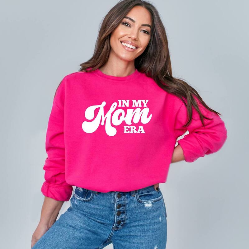 Simply Sage Market レディース トップス Tシャツ スウェット Simply Sage Market In My Mom Era Sweatshirt Raspberry セージ