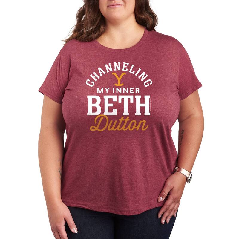 アニメキャラクター レディース トップス Tシャツ プラスサイズ グラフィック Licensed Character Plusize Yellowstone Channeling My Inner Beth Dutton Graphic Tee Heather Wine ヘザー