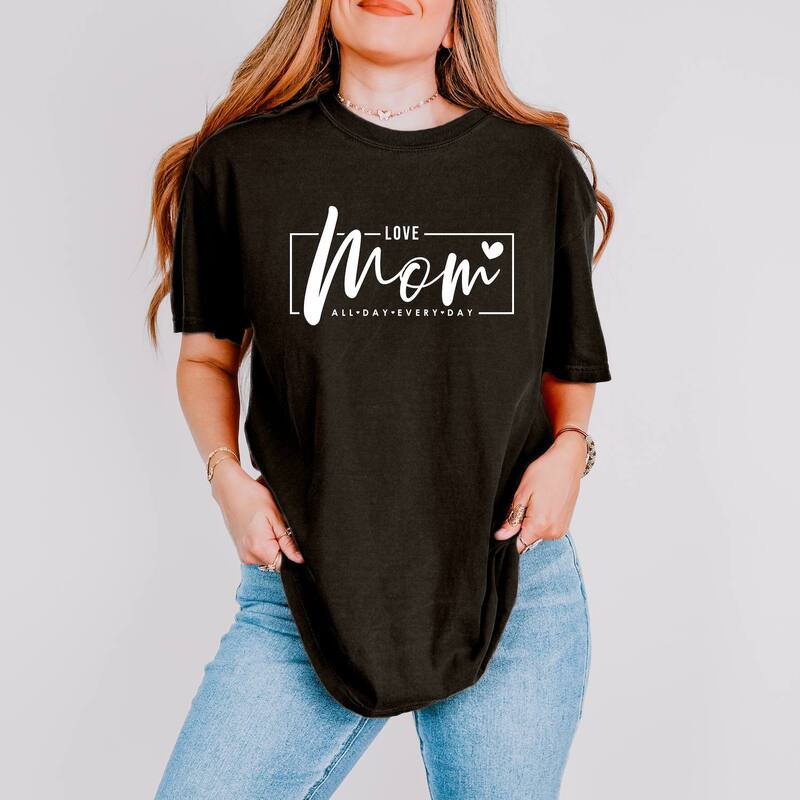 Simply Sage Market レディース トップス ティーシャツ Simply Sage Market Mom Love All Day Everyday Garment Dyed Tee Black 黒いこと レディースファッション-トップス