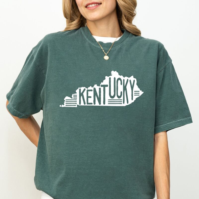 Simply Sage Market レディース トップス ティーシャツ Simply Sage Market Kentucky Typography Garment Dyed Tee Blue Spruce 青色 Tシャツ・カットソー-レディースファッション-トップス