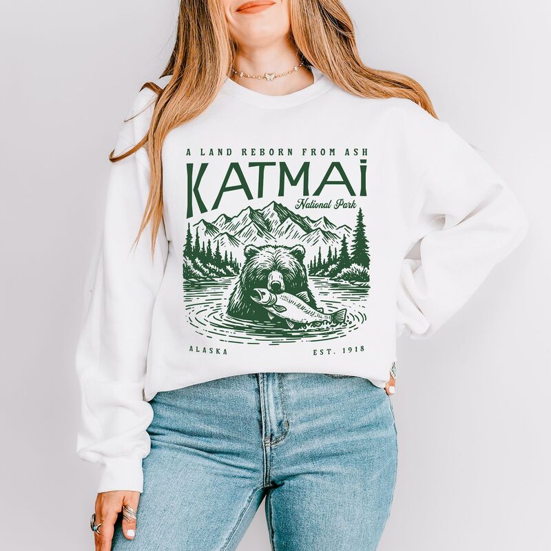 Simply Sage Market レディース トップス Tシャツ スウェット Simply Sage Market Katmai National Park A Land Reborn From Ash Sweatshirt White ホワイト