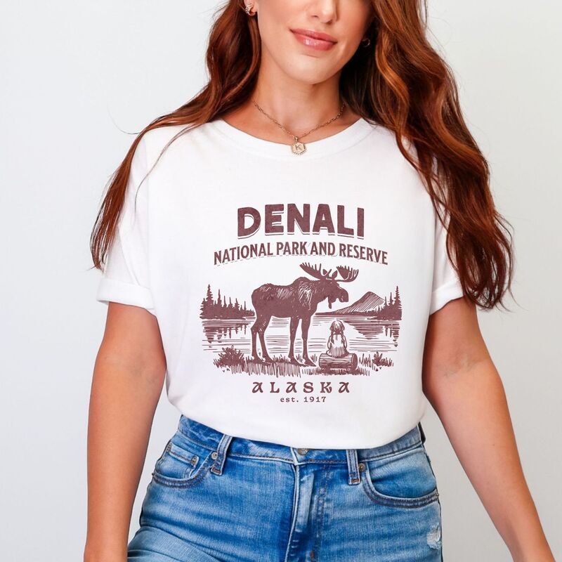 Simply Sage Market レディース トップス ティーシャツ Simply Sage Market Denali National Park and Reserve Alaska EST. 1917 Garment Dyed Tee White 白いこと レディースファッション-トップス
