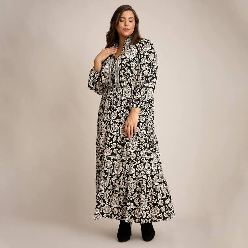 ロンドンタイムス レディース トップス ワンピース ティアード プラスサイズ フリル シャーリング マキシ Plusize London Times Ruffle Neck Smocked Waistiered Maxi Dress Black Bone ブラック|ReVida 店
