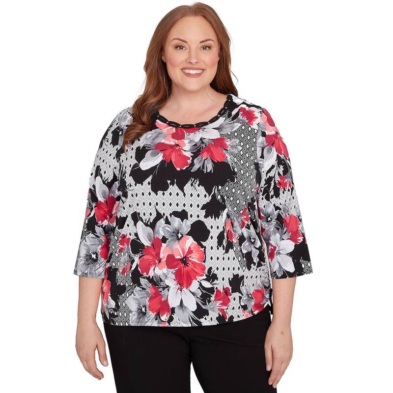 アルフレッド ダナー レディース トップス Tシャツ フラワー柄 プラスサイズ パッチワーク フラワー Plusize Alfredunner Patchwork Diamond Floral Top Red レッド