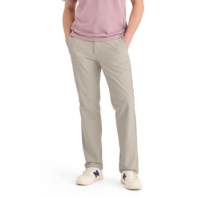ドッカーズ メンズ ボトムス カジュアルパンツ Men's Dockers Go Airweave Chino Straight Fit Pantsahara Khaki カーキ