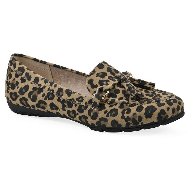 クリフバイホワイトマウンテン レディース シューズ スリッポン・ローファー Cliffs By White Mountain Gush Women's Flats Tan Leopard Print タン