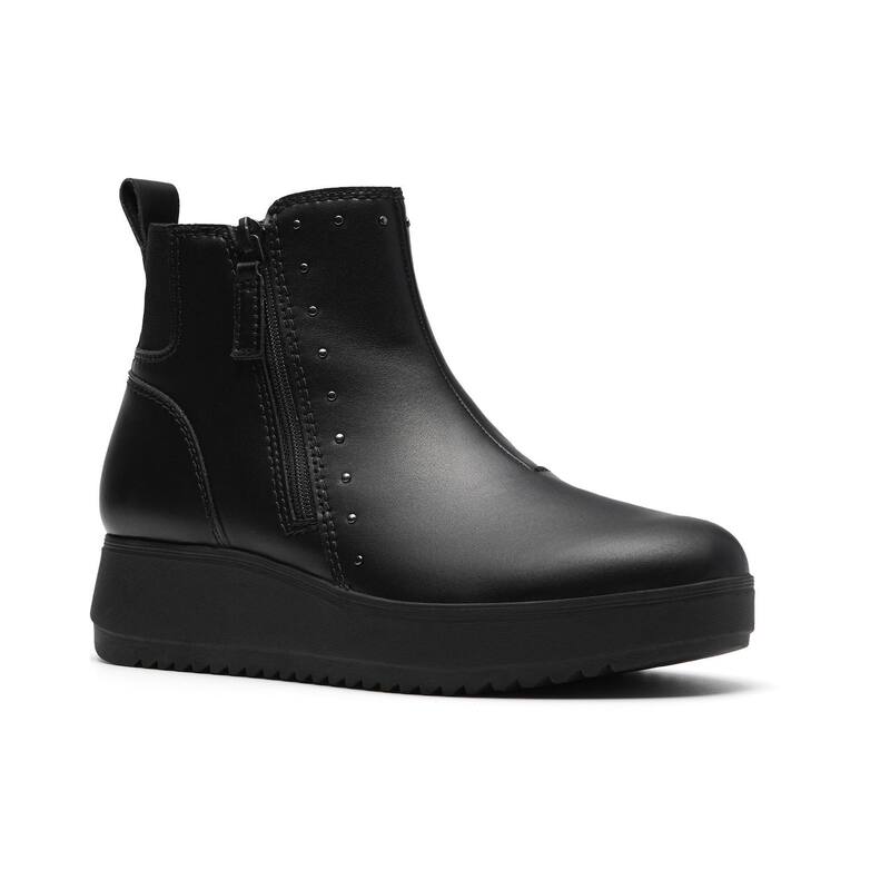 クラークス レディース シューズ ブーツ・レインブーツ アンクル レザー Clarks Zylah Willowomen Leather Studetail Zip Ankle Boots Black Leather ブラック