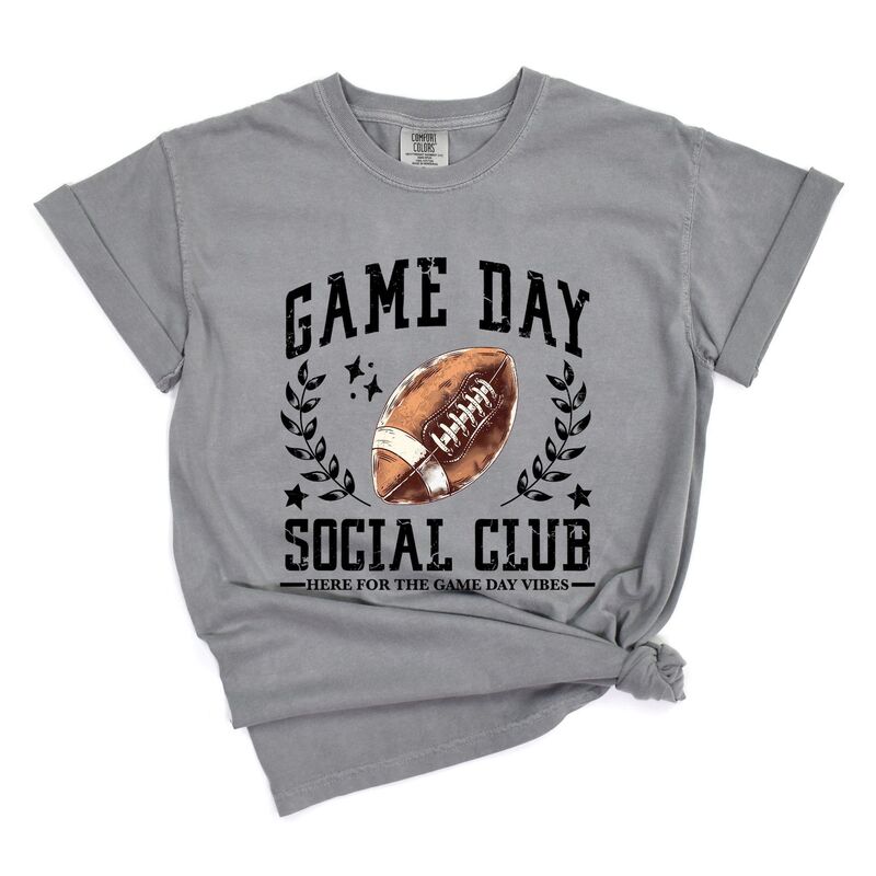 Simply Sage Market レディース トップス ティーシャツ グラフィック Simply Sage Market Football Game Day Social Club - Womens Garment Dyed Graphic T-Shirt Grey 薄墨色 トップス-レディースファッション-Tシャツ・カットソー