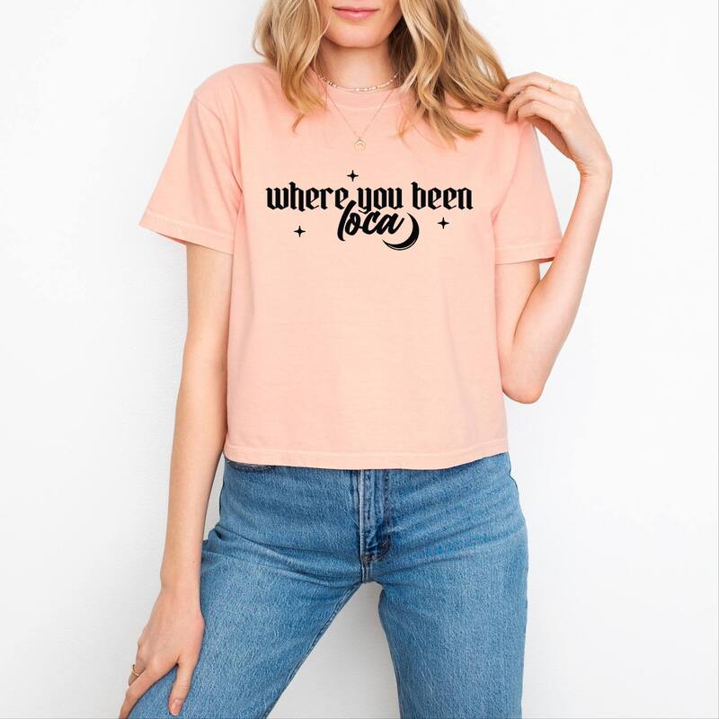Simply Sage Market レディース トップス ティーシャツ グラフィック Simply Sage Market Where You Been Loca - Women\u0027s Boxy Crop Top Graphic T-Shirt Peachy トップス-Tシャツ・カットソー-レディースファッション