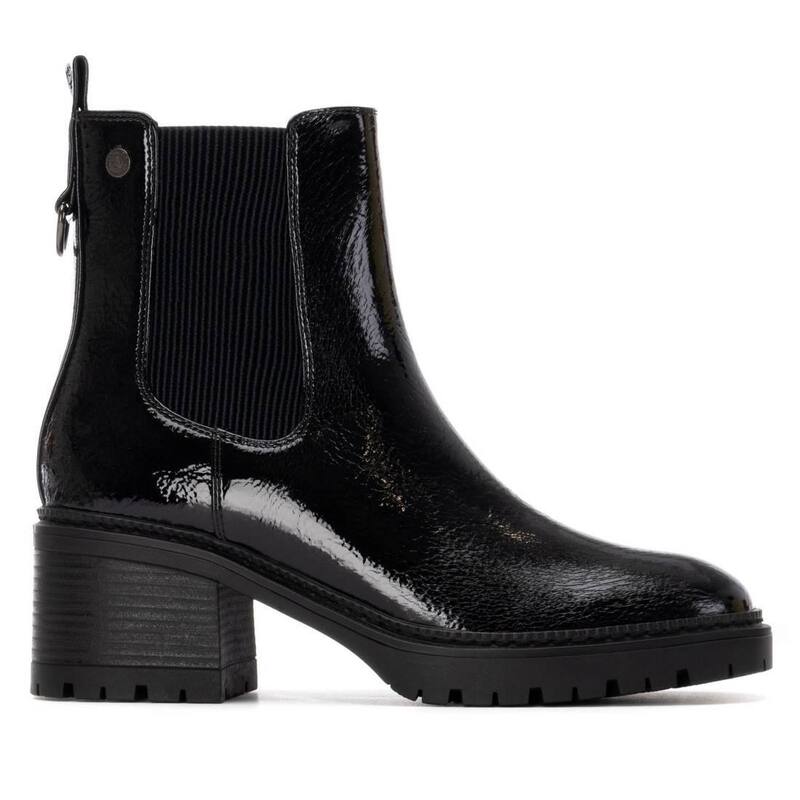 キシタイ レディース シューズ ブーツ・レインブーツ チェルシー レザー ヒール XTI Women's Patent Leather Heeled Chelsea Booties 144277 Black ブラック