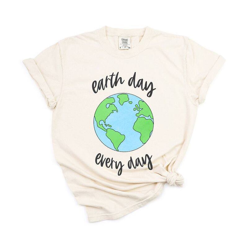 Simply Sage Market レディース トップス ティーシャツ Simply Sage Market Earth Day Every Day Garment Dyed Tees Ivory 象牙色 Tシャツ・カットソー-レディースファッション