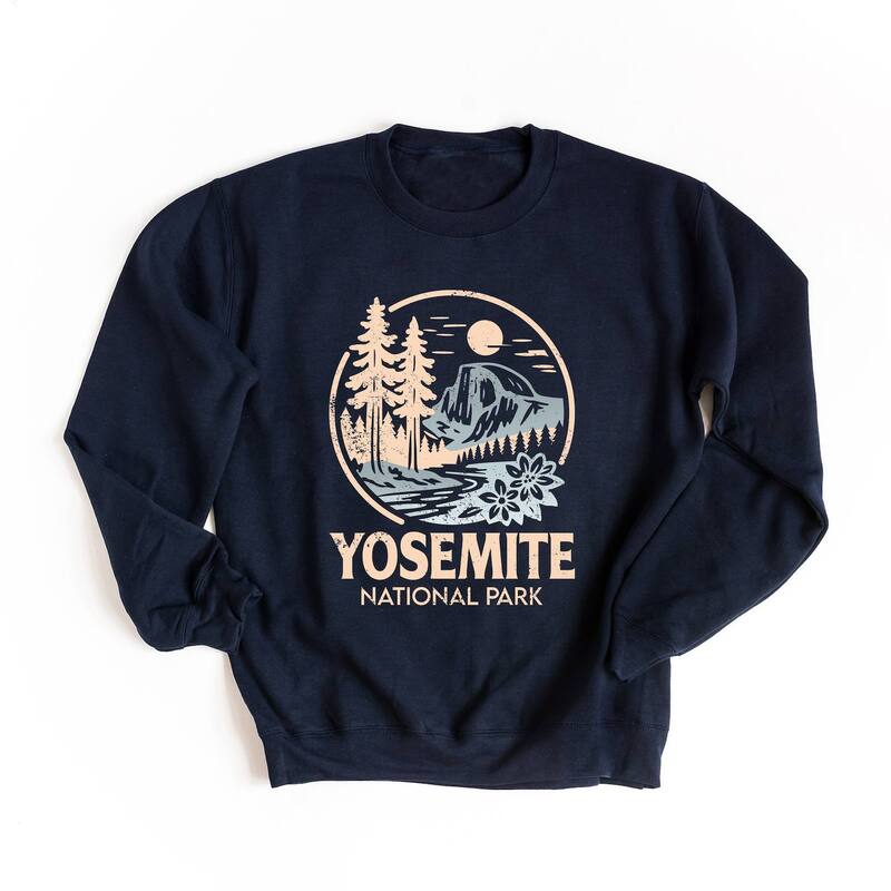 Simply Sage Market レディース トップス Tシャツ スウェット グラフィック Simply Sage Market Yosemite National Park Two-Toned Circle - Women's Graphic Sweatshirtrue Navy ネイビー|ReVida 店