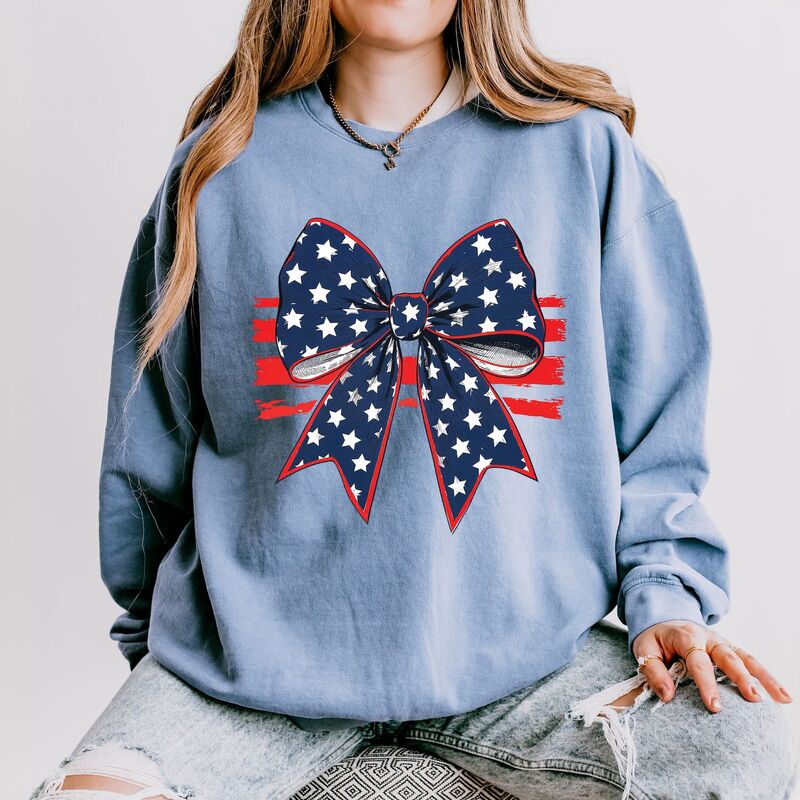 Simply Sage Market レディース トップス Tシャツ スウェット Simply Sage Market Coquette Patriotic Bow - Women's Lightweight Garment Dyed Sweatshirt Red レッド｜ReVida 店