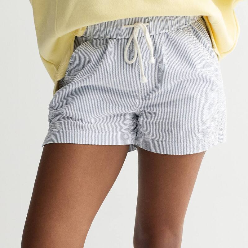 エスオー レディース ボトムス ハーフパンツ・ショーツ ショートパンツ Juniors' SO Mid Riseersucker Shorts Blue White Stripe ホワイト