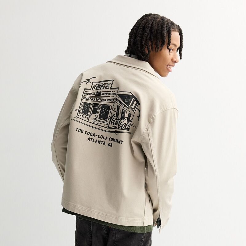 アニメキャラクター メンズ アウター ニット・セーター ジャケット グラフィック Licensed Character Men's Coca-Cola Graphic Workwear Jacketaupe トープ