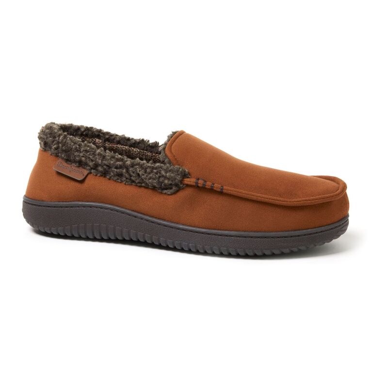 ディアフォームズ メンズ シューズ サンダル スエード Dearfoams Alexander Microsuede Men's Moccasin Slippers Chestnut｜ReVida 店