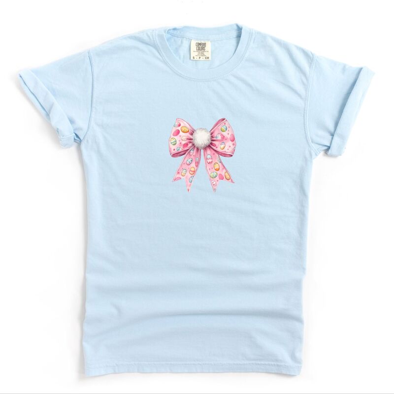 Simply Sage Market レディース トップス Tシャツ グラフィック Simply Sage Market Easter Egg Bow Coquette - Women's Garment Dyed Graphic T-Shirt Chambray