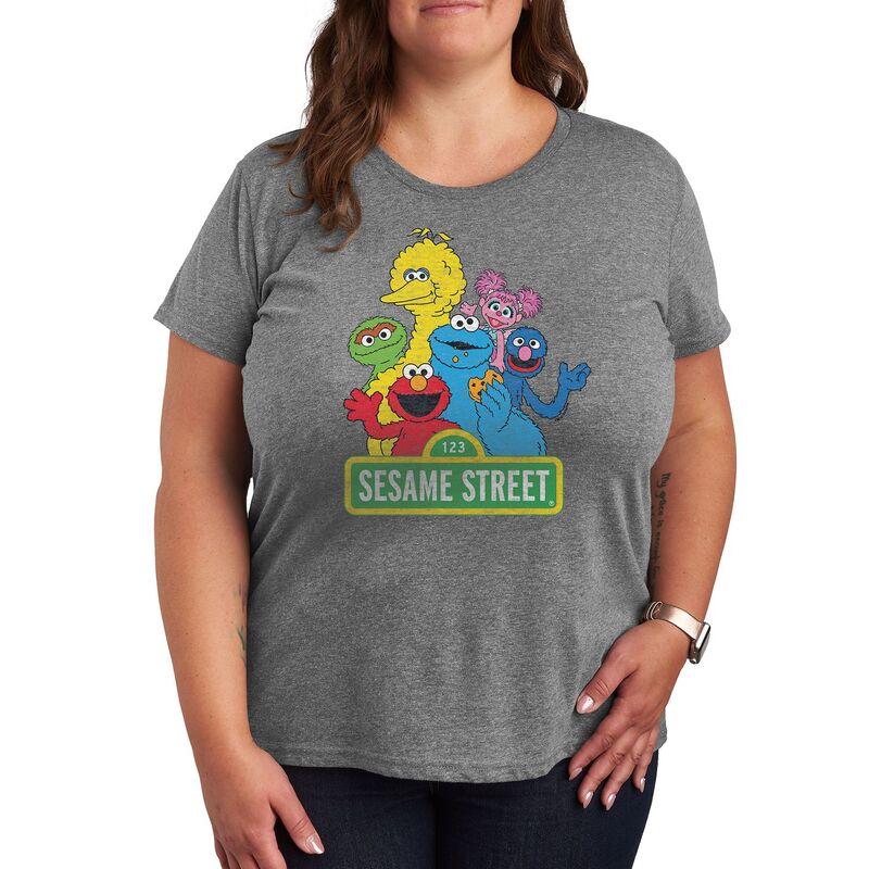 アニメキャラクター レディース トップス Tシャツ ヴィンテージ プラスサイズ グラフィック Licensed Character Plusesame Street Vintage Group Graphic Tee Heather Gray グレー