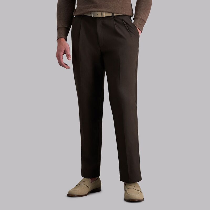 ハガー メンズ ボトムス カジュアルパンツ プリーツ Men's Haggar Cool Right Performance Flex Classic-Fit Pleated Pants Brown ブラウン