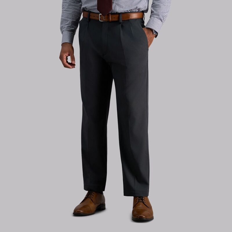 ハガー メンズ ボトムス カジュアルパンツ プリーツ Men's Haggar Cool Right Performance Flex Classic-Fit Pleated Pants Dark Gray グレー