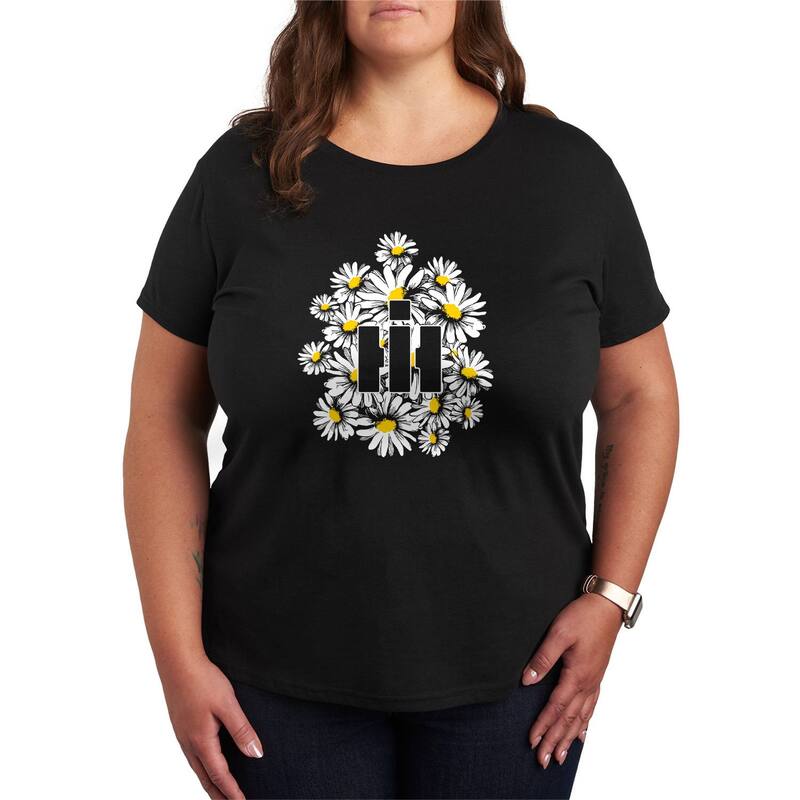 アニメキャラクター レディース トップス Tシャツ プラスサイズ ロゴ グラフィック Licensed Character Plusize Case IH Logo Daisies Graphic Tee Black ブラック