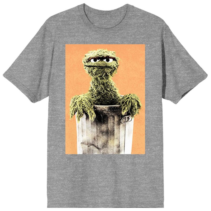 アニメキャラクター メンズ トップス Tシャツ Licensed Character Men's Oscar the Grouch Trash Can Tee Gray グレー