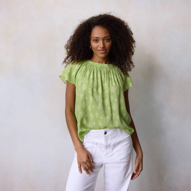 LC Lauren Conrad レディース トップス プルオーバー Women\u0027s LC Lauren Conrad Shirred Neck Shell Top Green Payton Stamp 緑であること