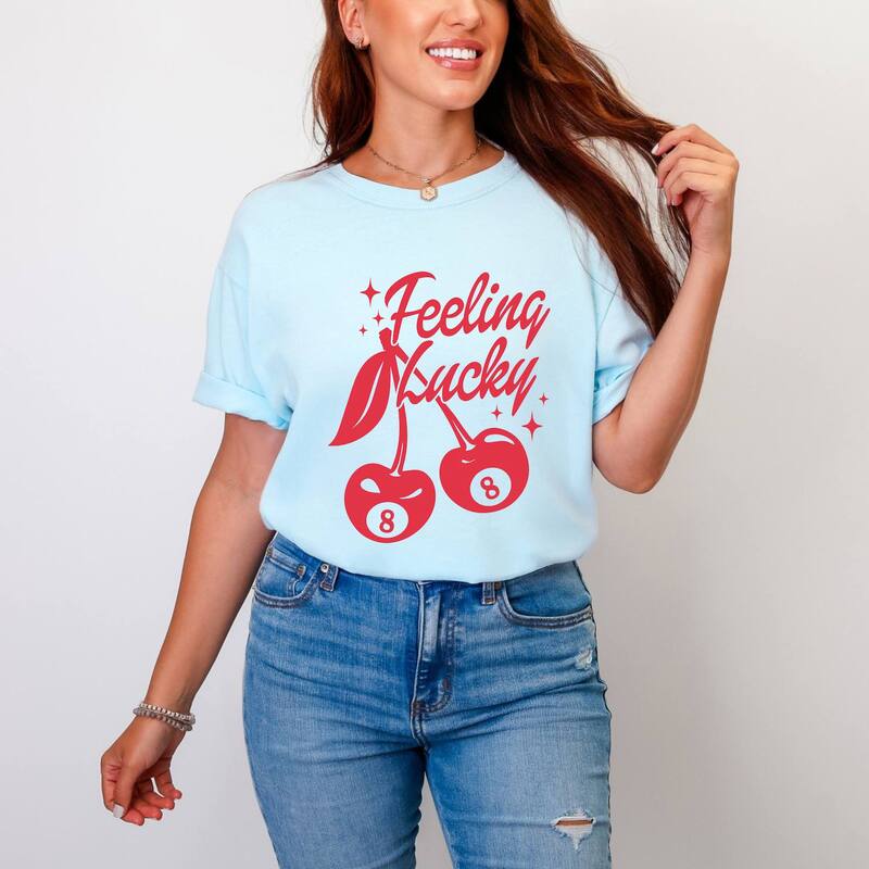 Simply Sage Market レディース トップス ティーシャツ グラフィック Simply Sage Market Feeling Lucky Cherries - Women\u0027s Garment Dyed Graphic T-Shirt Chambray Tシャツ・カットソー-レディースファッション