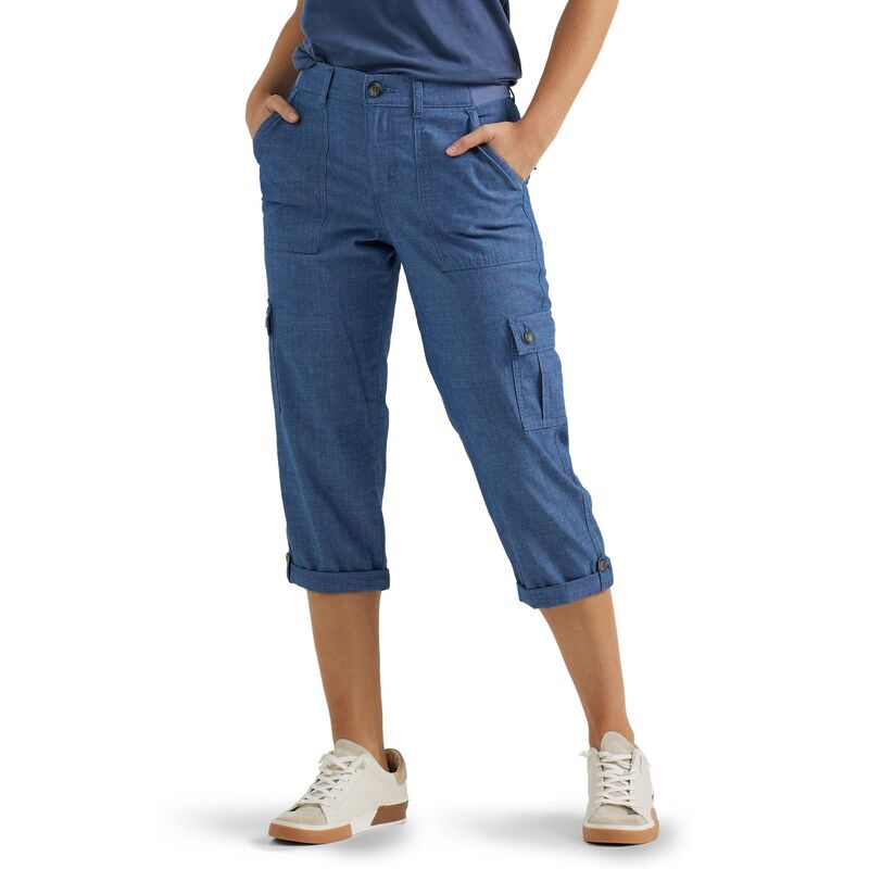 リー レディース ボトムス カジュアルパンツ キャップ Women's Lee Flex-To-Go Cargo Capri Pants Chambray｜ReVida 店